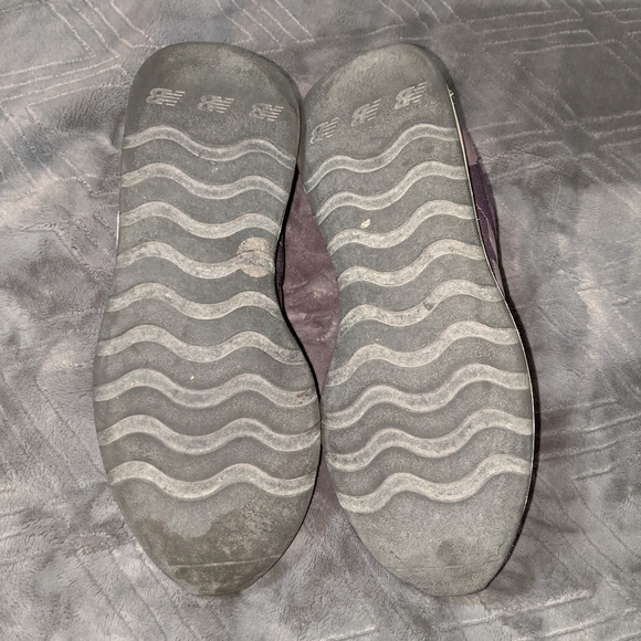 Women's New Balance Shoes - Picture 6 of 6